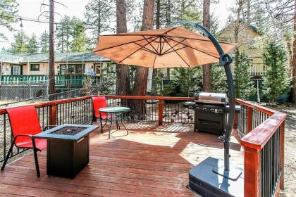Retreat to Fox Farm-1662 by Big Bear Vacations - image 4