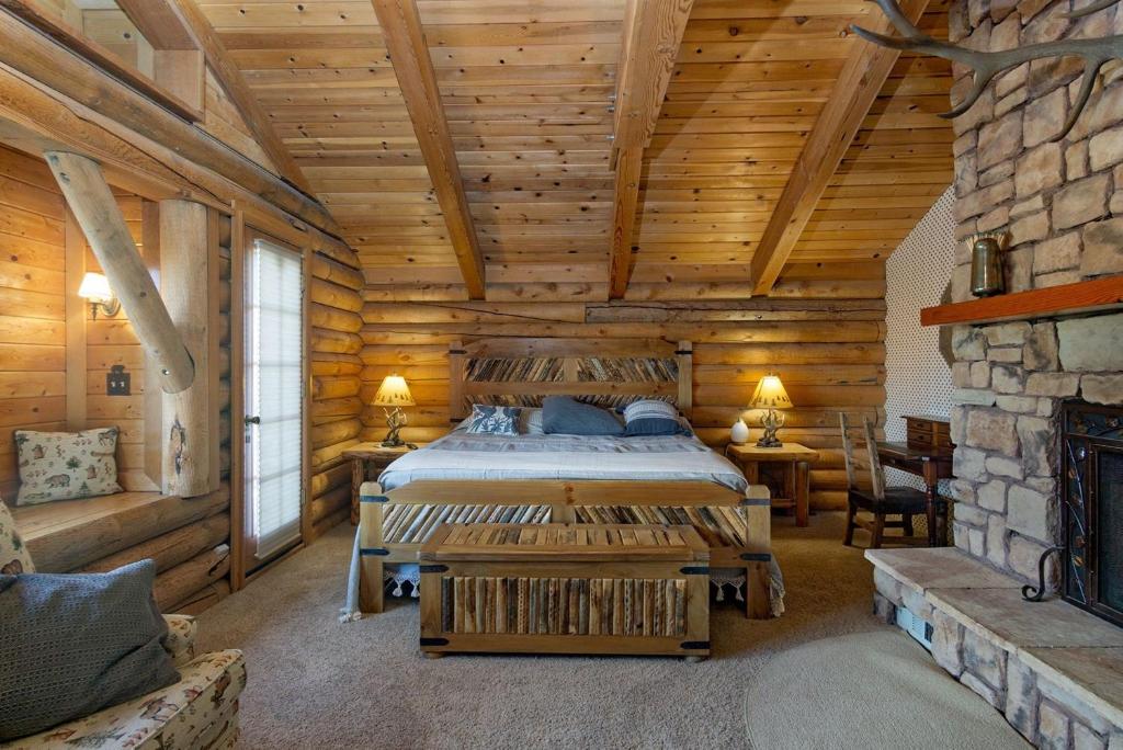 Woodland Log-1887 by Big Bear Vacations - image 5