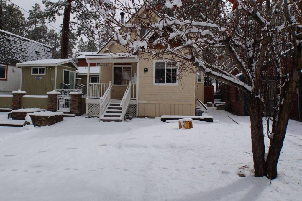 Our Cozy Cabin - main image