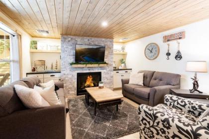 Sunny Forest Cottage #1924 by Big Bear Vacations - image 2