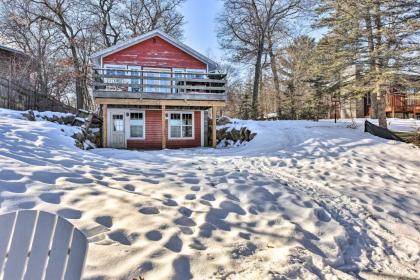 Charming Couples Cabin with Deck on Eagle Lake! - image 2