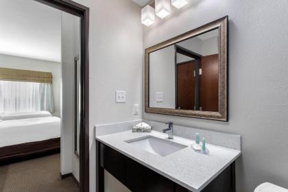 Sleep Inn - image 7