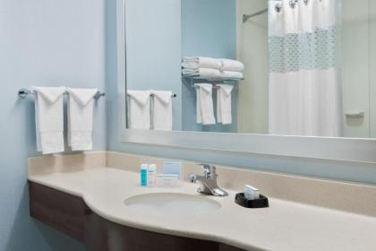 Hampton Inn Boston Bedford Burlington - image 8
