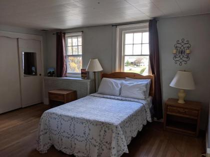 Spruce Lane Lodge and Cottages - image 11