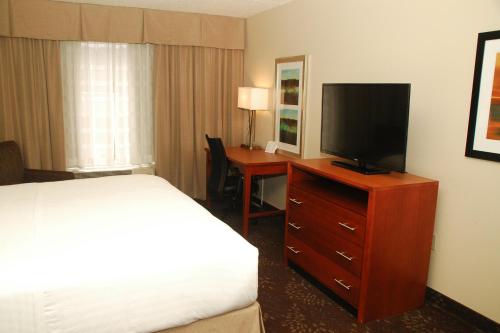 Holiday Inn Express Birmingham Irondale East an IHG Hotel - image 5