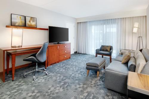 Courtyard by Marriott Birmingham Homewood - image 2