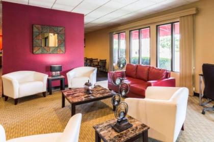 Econo Lodge - Oxmoor - image 2