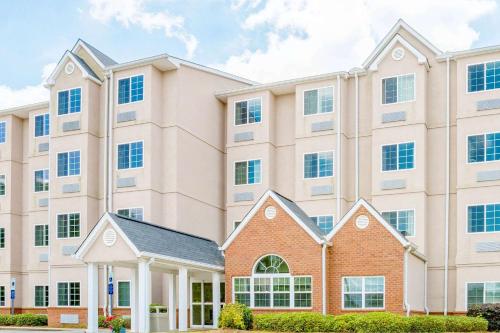 Microtel Inn & Suites by Wyndham Hoover/Birmingham - main image