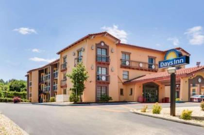 Days Inn by Wyndham BirminghamWest Birmingham Alabama