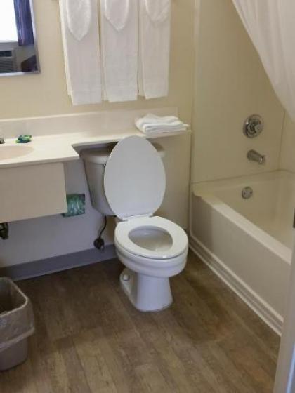 InTown Suites Extended Stay Birmingham AL - Huffman Road - image 2