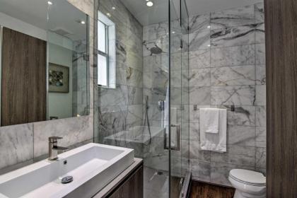 Modern Miami Villa with Pool Oasis about 5 Mi to Beach! - image 12