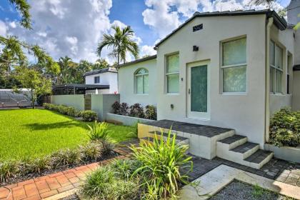 Modern Miami Villa with Pool Oasis about 5 Mi to Beach! - image 15