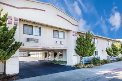 Super 8 Bishop Ca