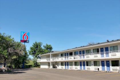 Motel 6 Bismarck Nd