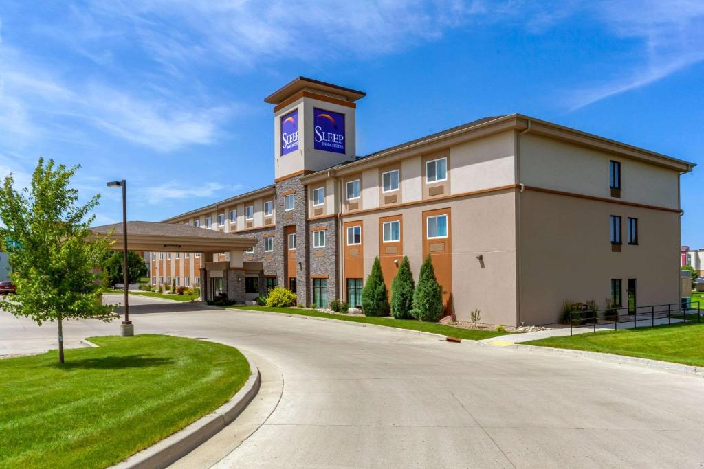 Sleep Inn & Suites Bismarck I-94 - main image