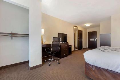 Sleep Inn & Suites Bismarck I-94 - image 11