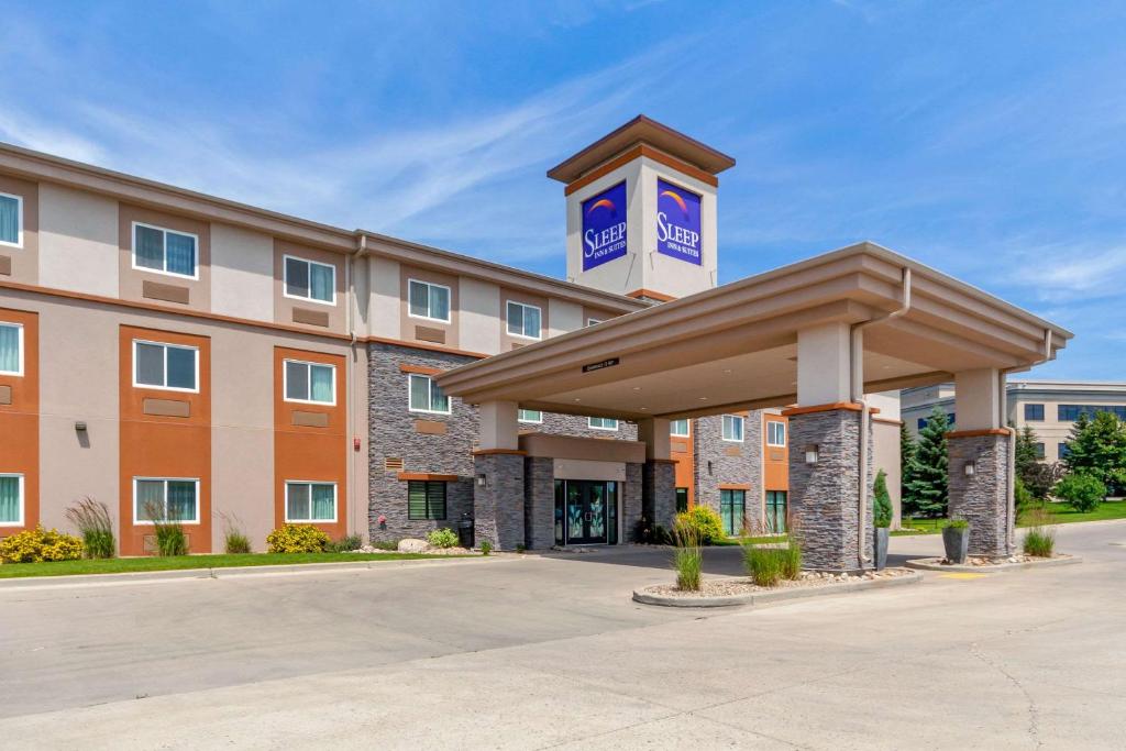 Sleep Inn & Suites Bismarck I-94 - image 3