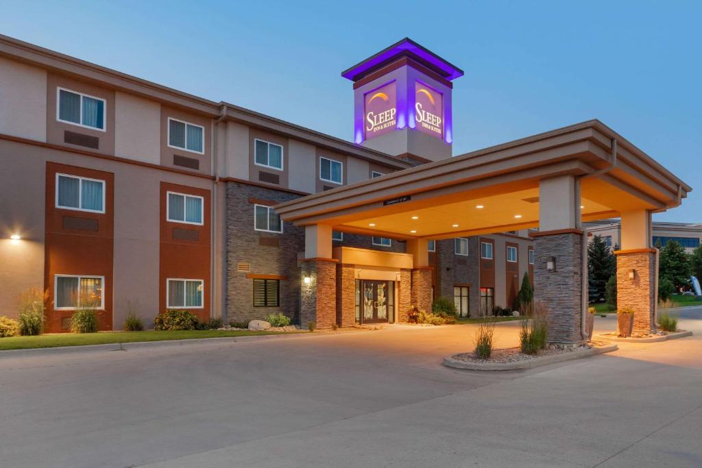 Sleep Inn & Suites Bismarck I-94 - image 5