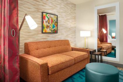 Home2 Suites By Hilton Bismarck - image 13