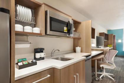 Home2 Suites By Hilton Bismarck - image 8