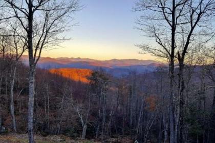 Secluded Cabin with Mtn Views - 9 Mi To Chimney Rock! - image 2