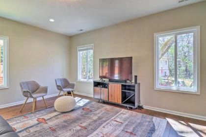 Modern Mountain Escape - Near Hiking Trails! - image 4