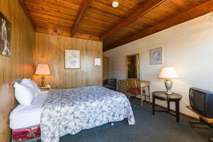 Anchor Inn Motel by Loyalty - image 5