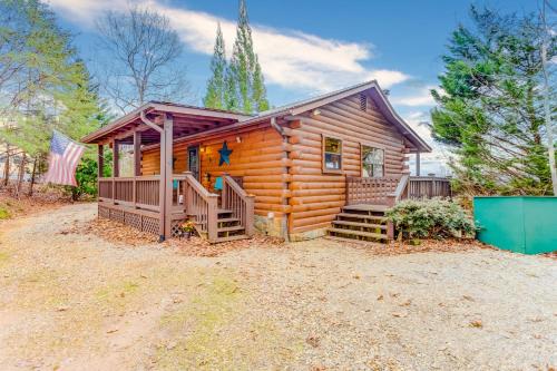 Cozy Bear Den - main image