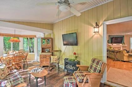 Nottely Lake Home with Hot Tub Dock Kayaks and Games - image 3