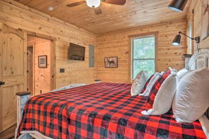 Peaceful Cabin on 3 Private Acres with Fire Pit! - image 14