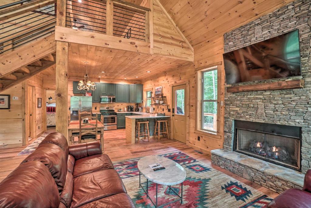 Peaceful Cabin on 3 Private Acres with Fire Pit! - image 5