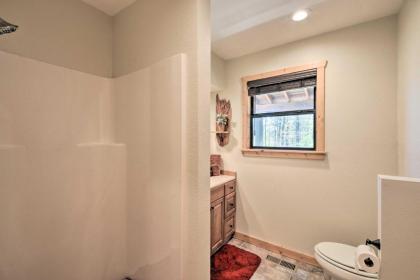 Spacious Cabin with Furnished Deck and Fire Pit! - image 11