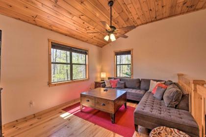 Spacious Cabin with Furnished Deck and Fire Pit! - image 17