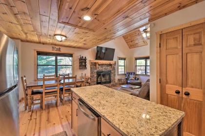 Spacious Cabin with Furnished Deck and Fire Pit! - image 6