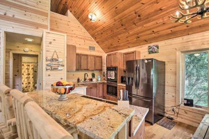 Supreme Getaway in Chattahoochee Natl Forest - image 6