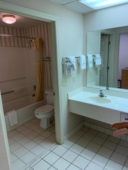 Executive Inn Yanceyville - image 13