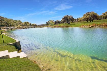 Two Dam Guest Cottages- River Studio - image 3