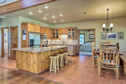 Riverfront Home with Shaded Porch and HotTub by DT Blanco - image 3