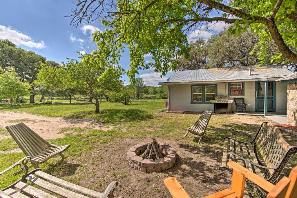 Betty Bs River House Less Than 1 Mi to Blanco State Park! - main image