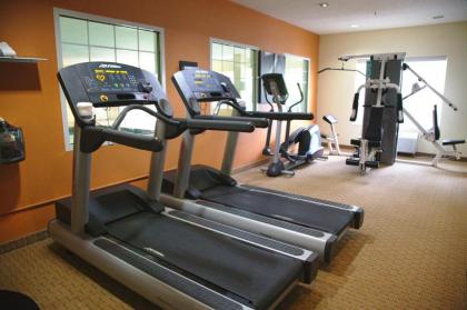 Country Inn & Suites by Radisson Bloomington-Normal West IL - image 11