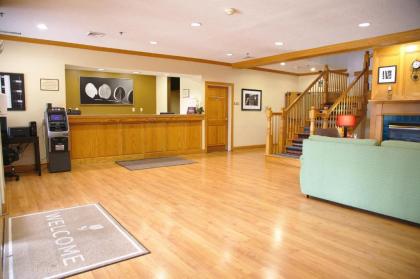Country Inn & Suites by Radisson Bloomington-Normal West IL - image 13