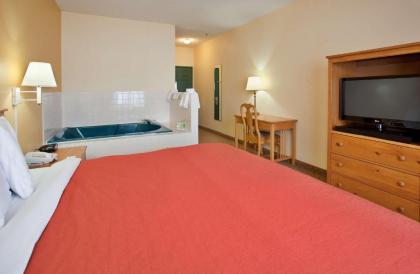 Country Inn & Suites by Radisson Bloomington-Normal West IL - image 15