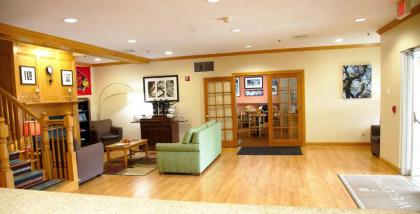 Country Inn & Suites by Radisson Bloomington-Normal West IL - image 9