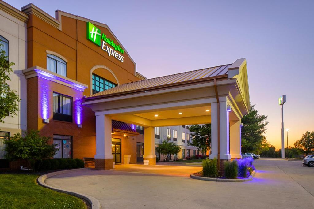 Holiday Inn Express Bloomington West an IHG Hotel - main image