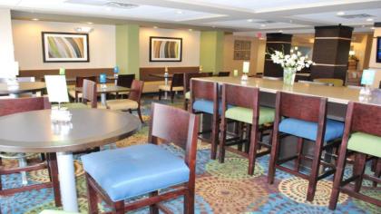 Holiday Inn Express Bloomington West an IHG Hotel - image 9