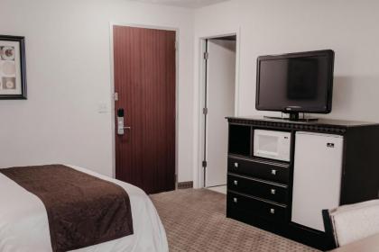 Eastland Suites Hotel & Conference Center - image 3