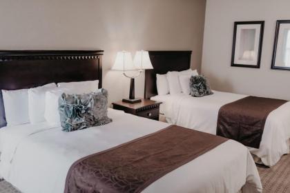 Eastland Suites Hotel & Conference Center - image 8