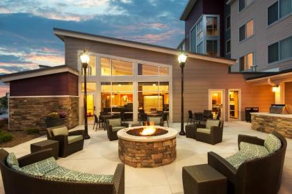 Residence Inn by Marriott Bloomington - image 10