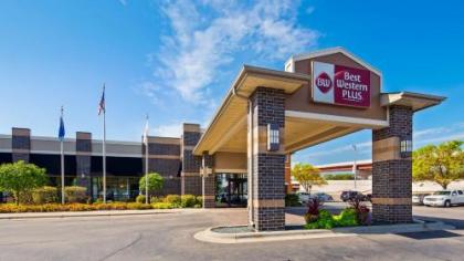 Best Western Plus Bloomington Hotel - image 1