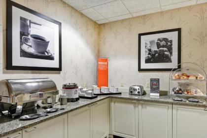 Hampton Inn Bloomsburg - image 6